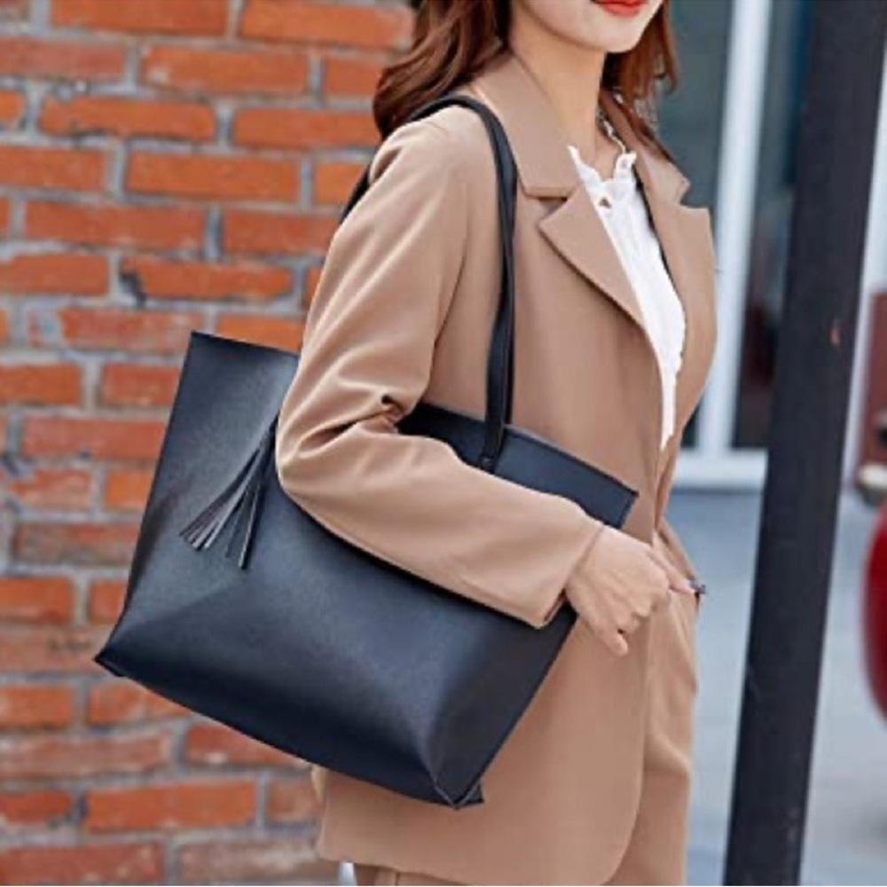 Elegant Black Faux Leather Tote Bag with magnetic closure like new